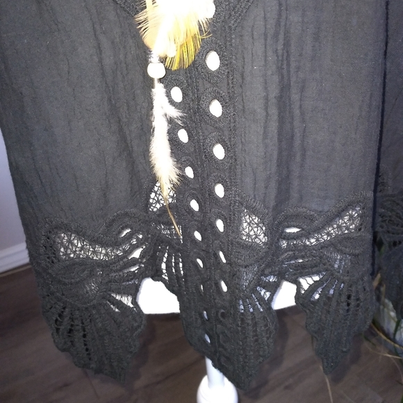 3 for $10 Black Lace and Crochet Type Top - Picture 4 of 6